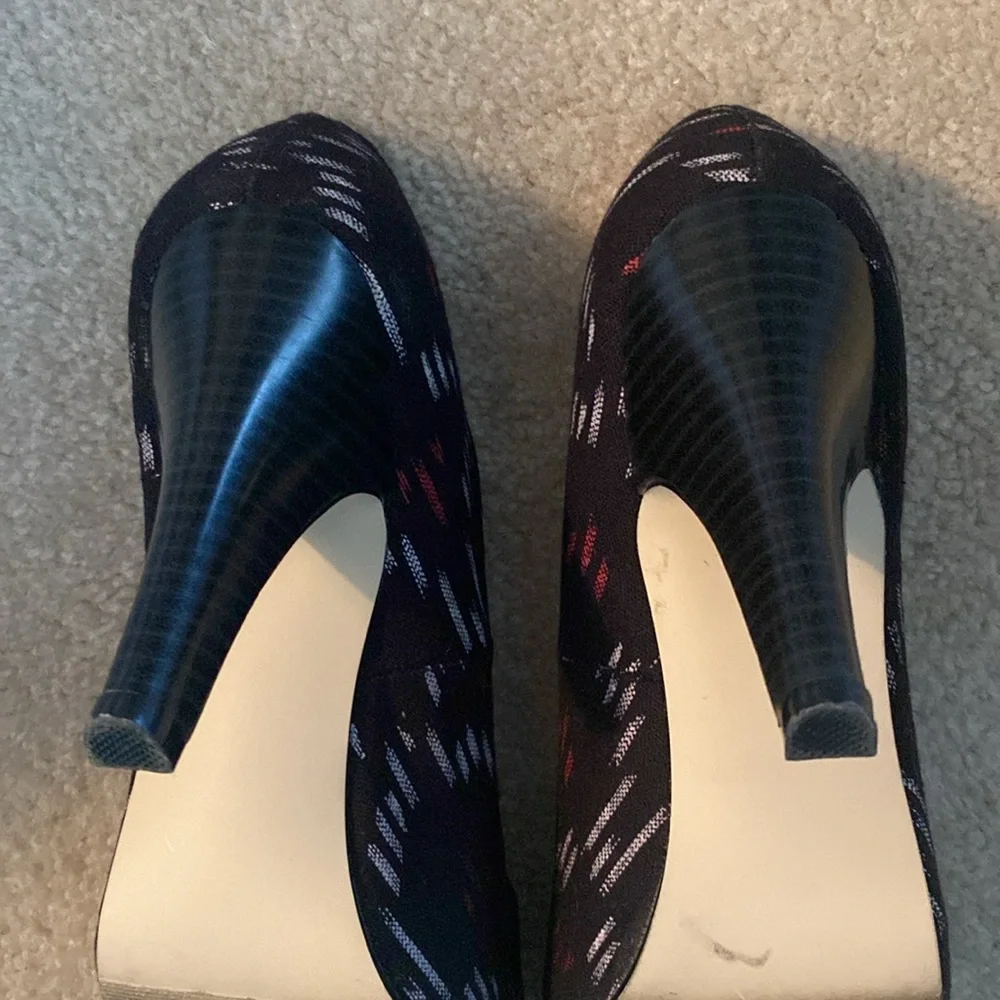 Madden girl size 7.5 M heels - Picture 8 of 13